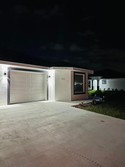 White House 1 Βίλα Lehigh Acres Εξωτερικό φωτογραφία