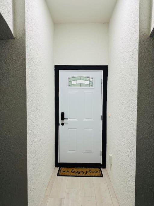 White House 1 Βίλα Lehigh Acres Εξωτερικό φωτογραφία